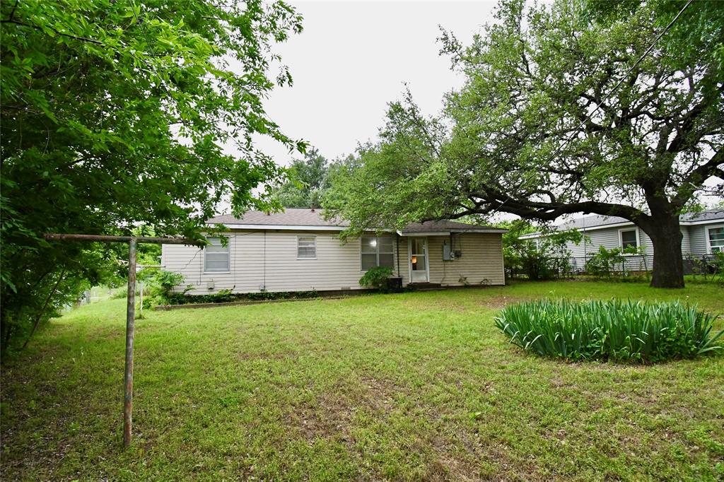 1314 W Water Street Property Photo 10