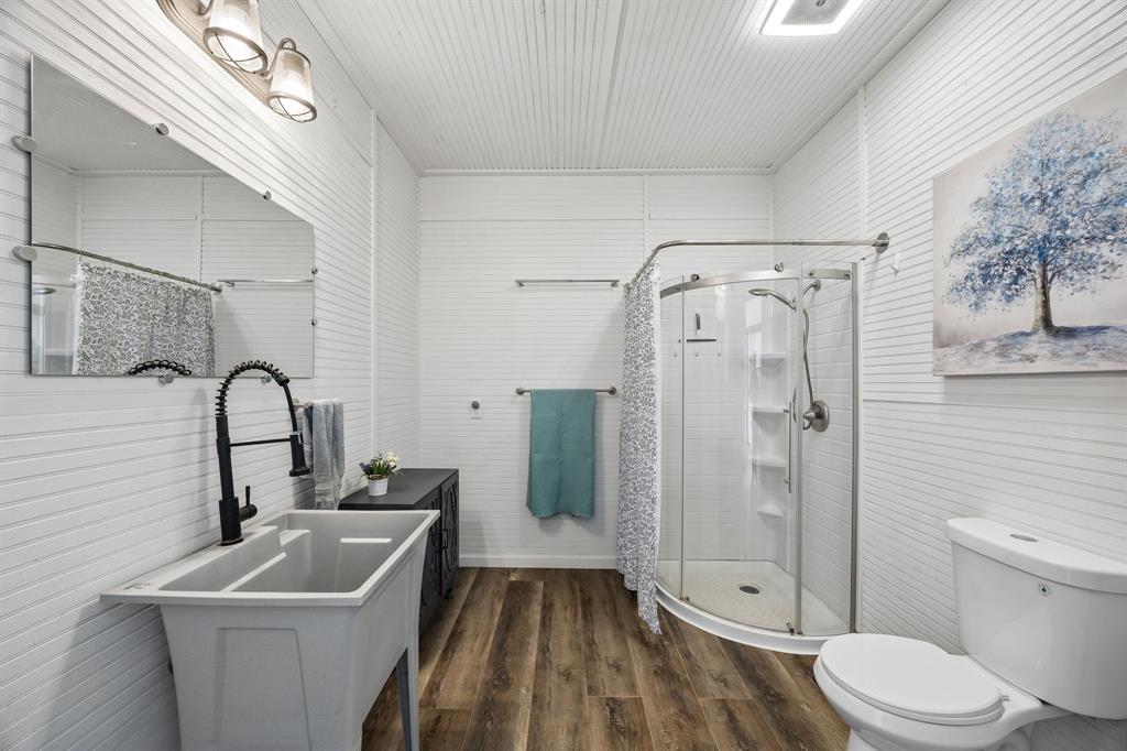 761 Private Road 7005 Property Photo 6