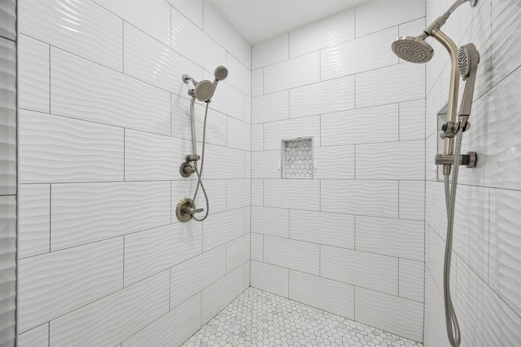 761 Private Road 7005 Property Photo 28