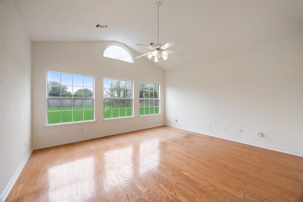 7644 County Rd 302 Road Property Photo 16