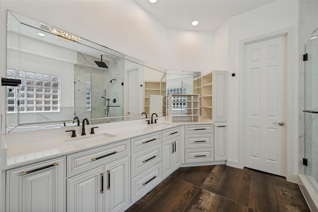 1419 Biltmore Court Property Photo 14