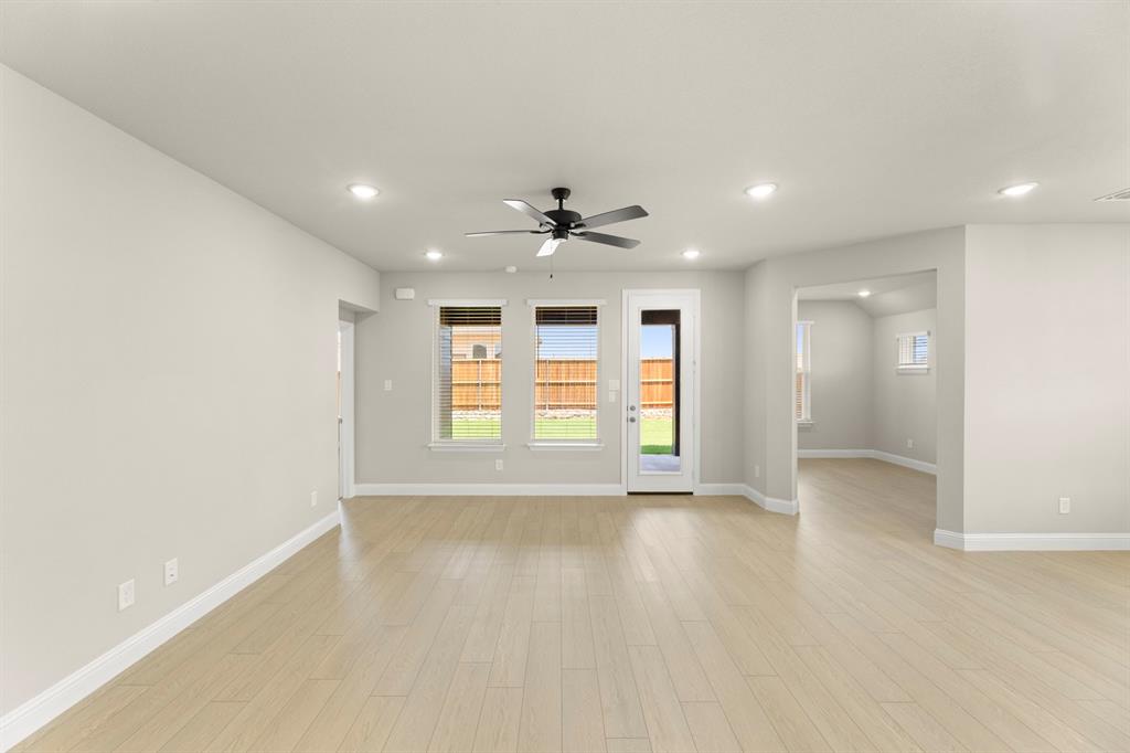 2207 River Bend Road Property Photo 8