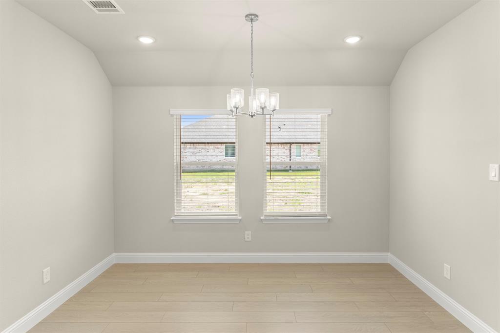 2207 River Bend Road Property Photo 9