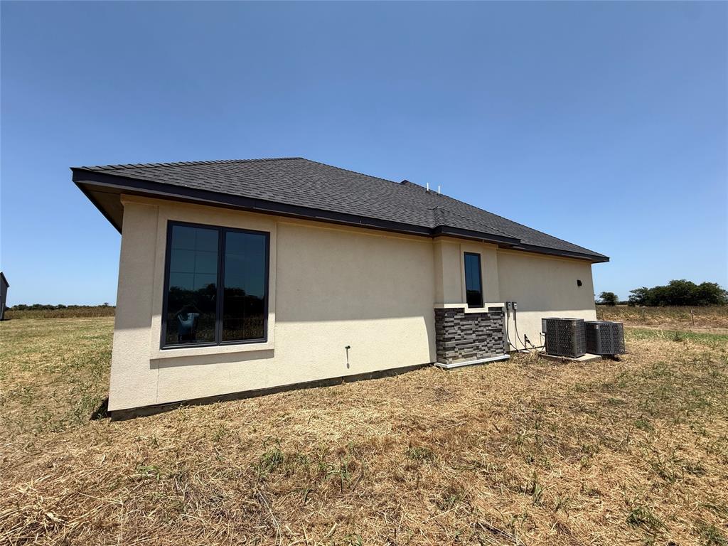 1405 County Road 247 Property Photo 4