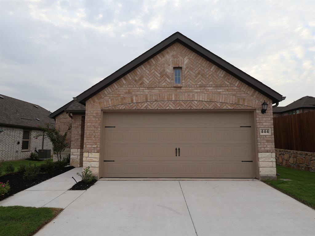 444 Silent Pond Park Property Photo 1