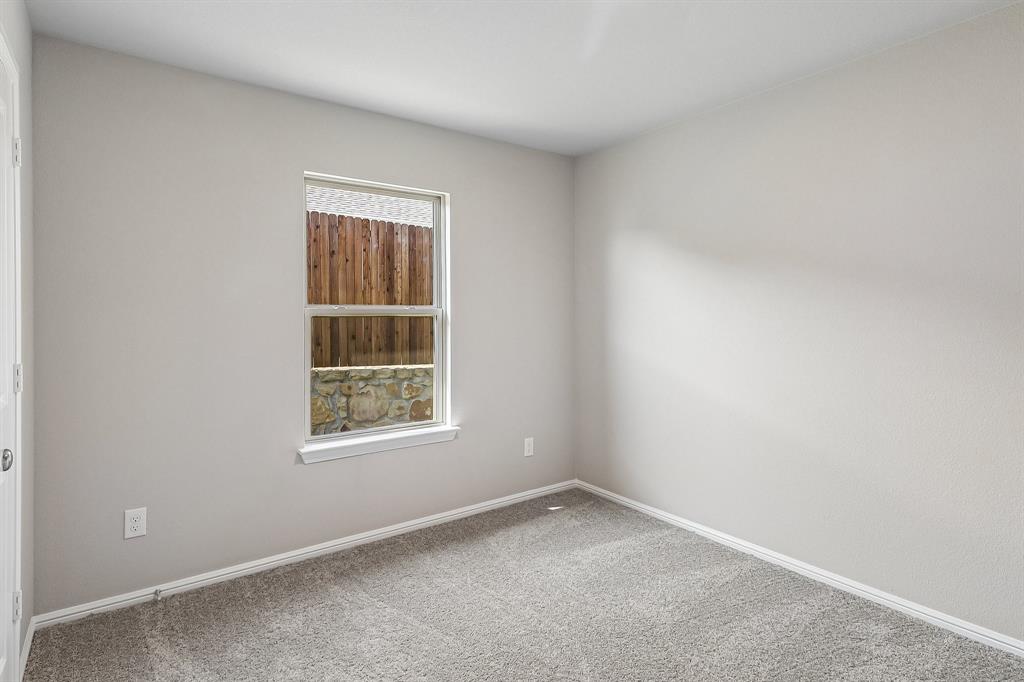 444 Silent Pond Park Property Photo 11