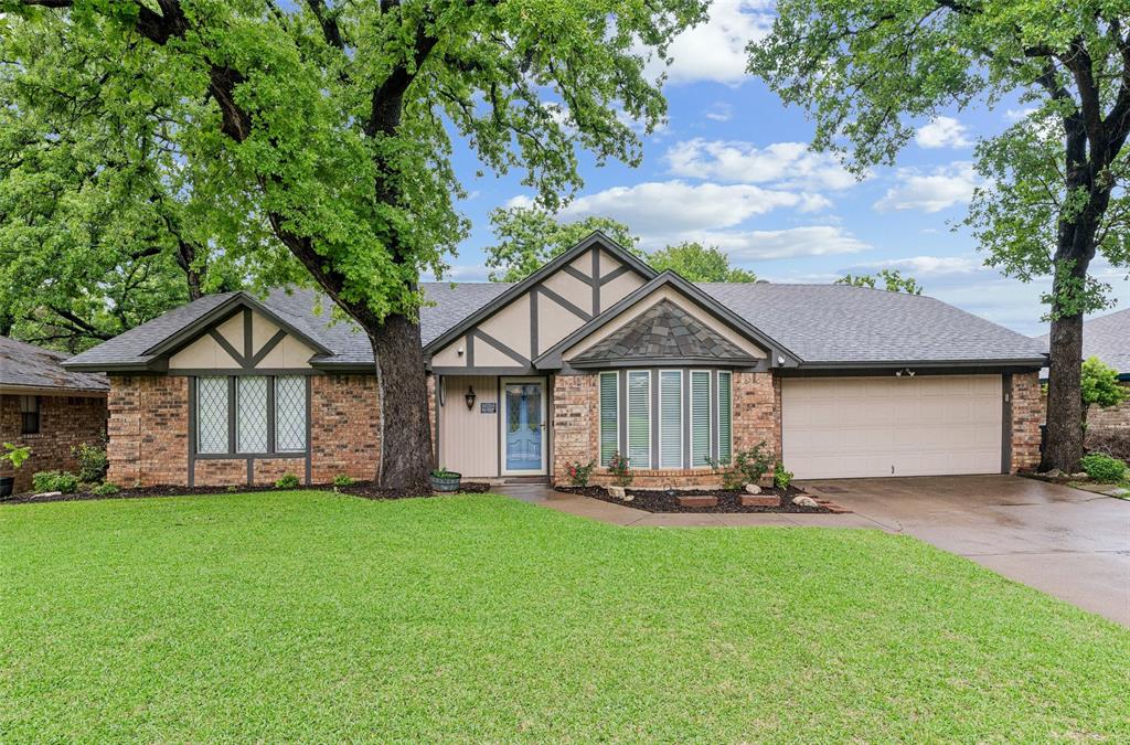 5707 Trail Crest Drive Property Photo 1