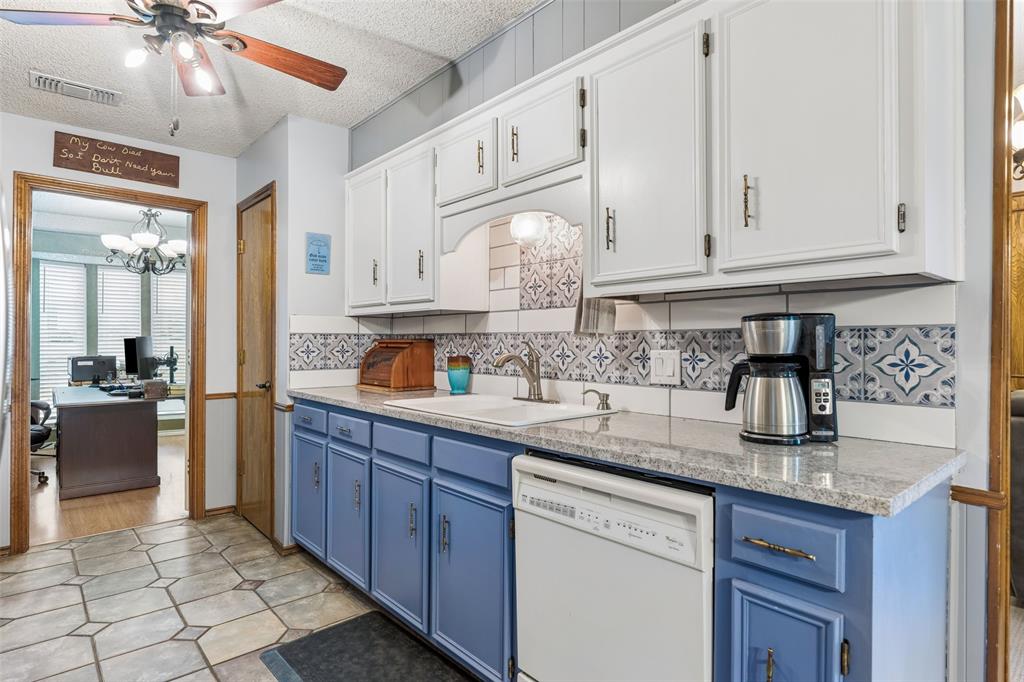 5707 Trail Crest Drive Property Photo 7