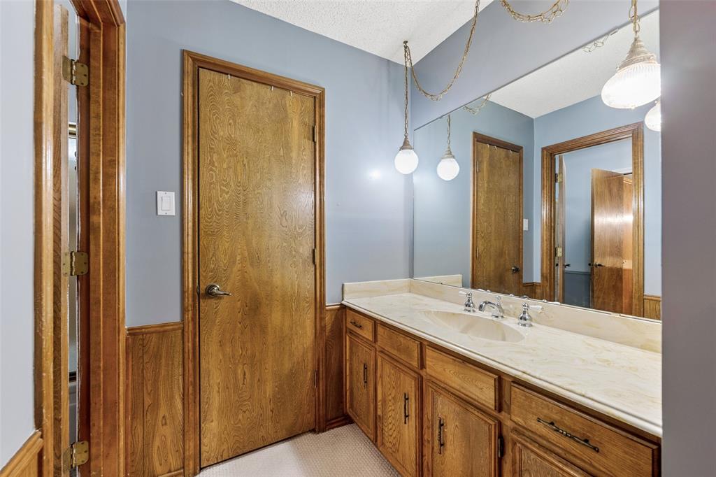 5707 Trail Crest Drive Property Photo 18