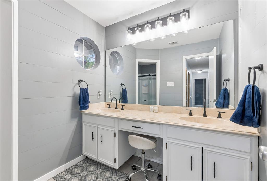 5707 Trail Crest Drive Property Photo 22