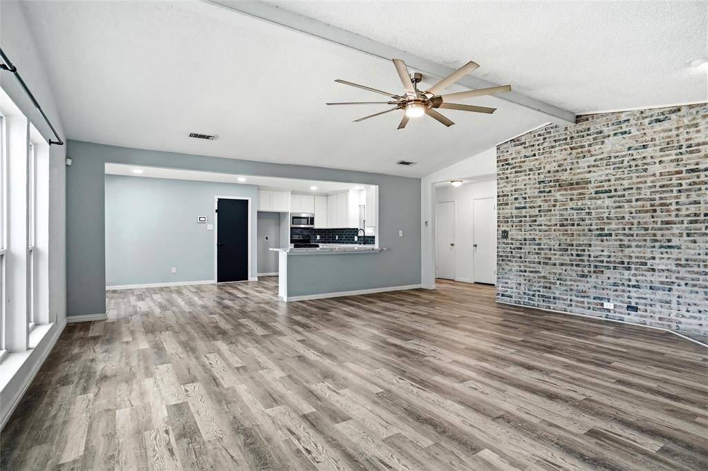 261 Timberlake Drive Property Photo 10