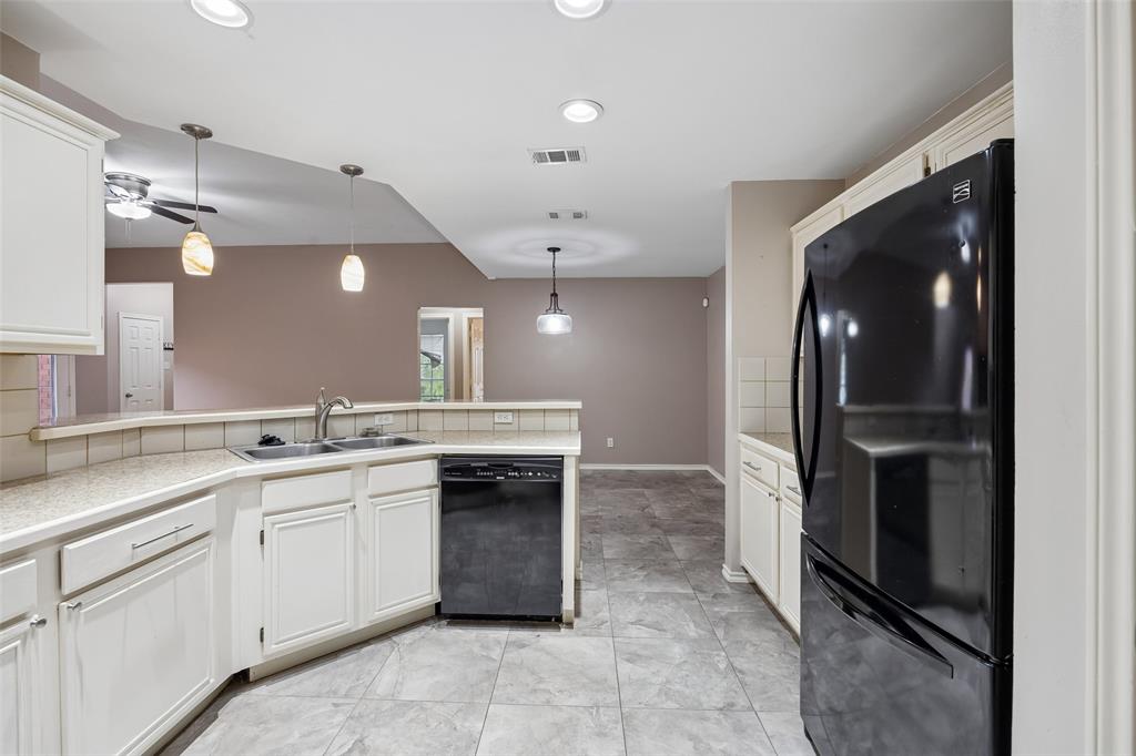 716 Ashbrook Drive Property Photo 14