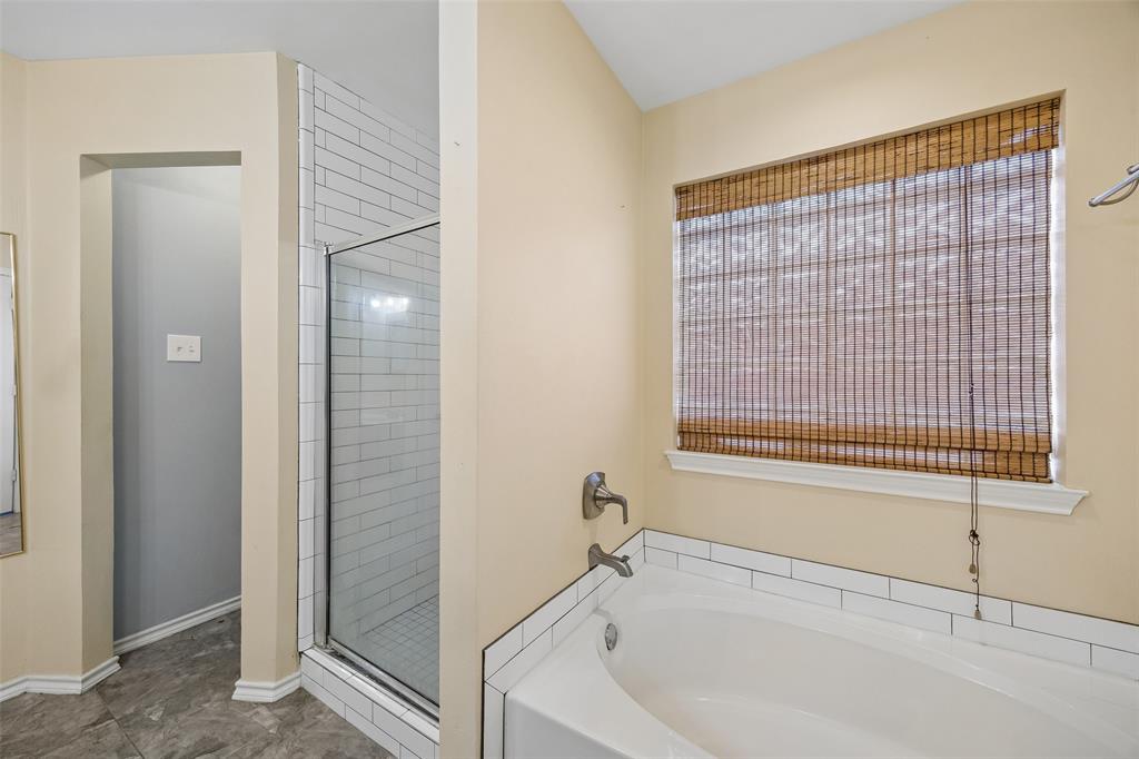 716 Ashbrook Drive Property Photo 21