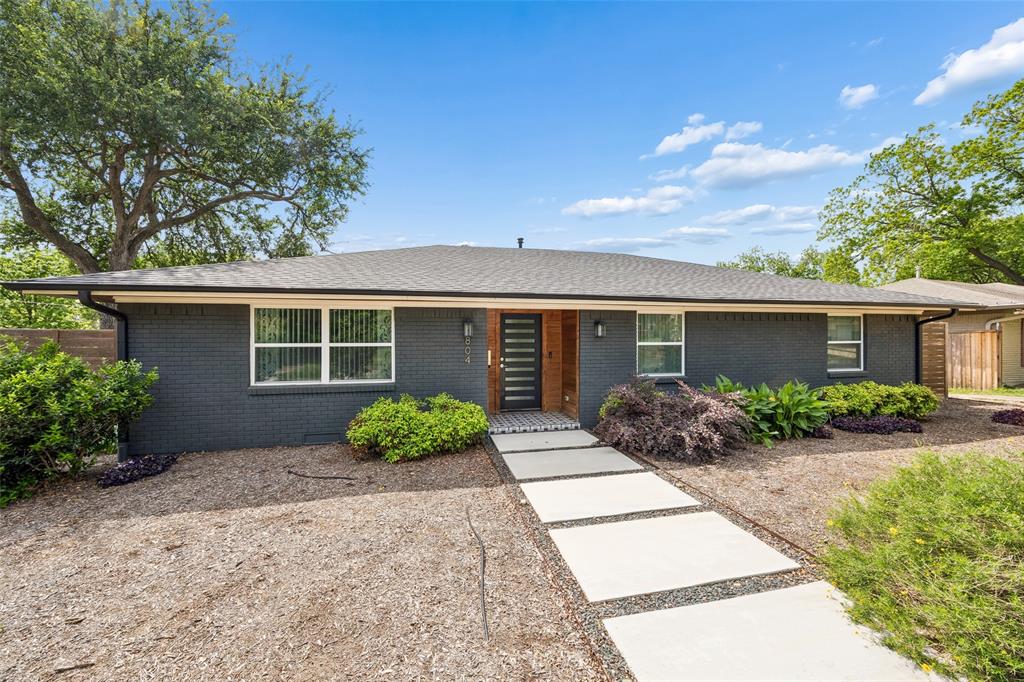 804 S Weatherred Drive Property Photo 1