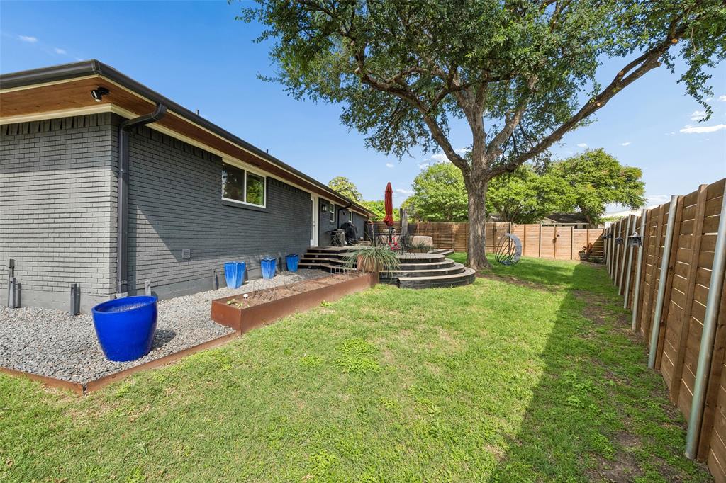 804 S Weatherred Drive Property Photo 28
