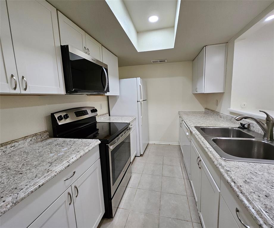 12816 Midway Road 1067 Property Photo 11