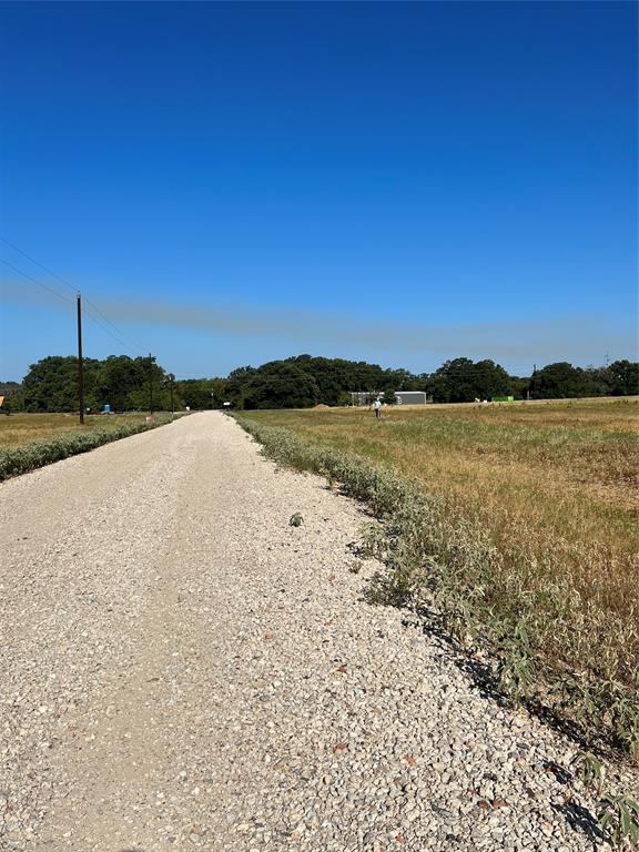 9459 Private Road 6907 Property Photo 4