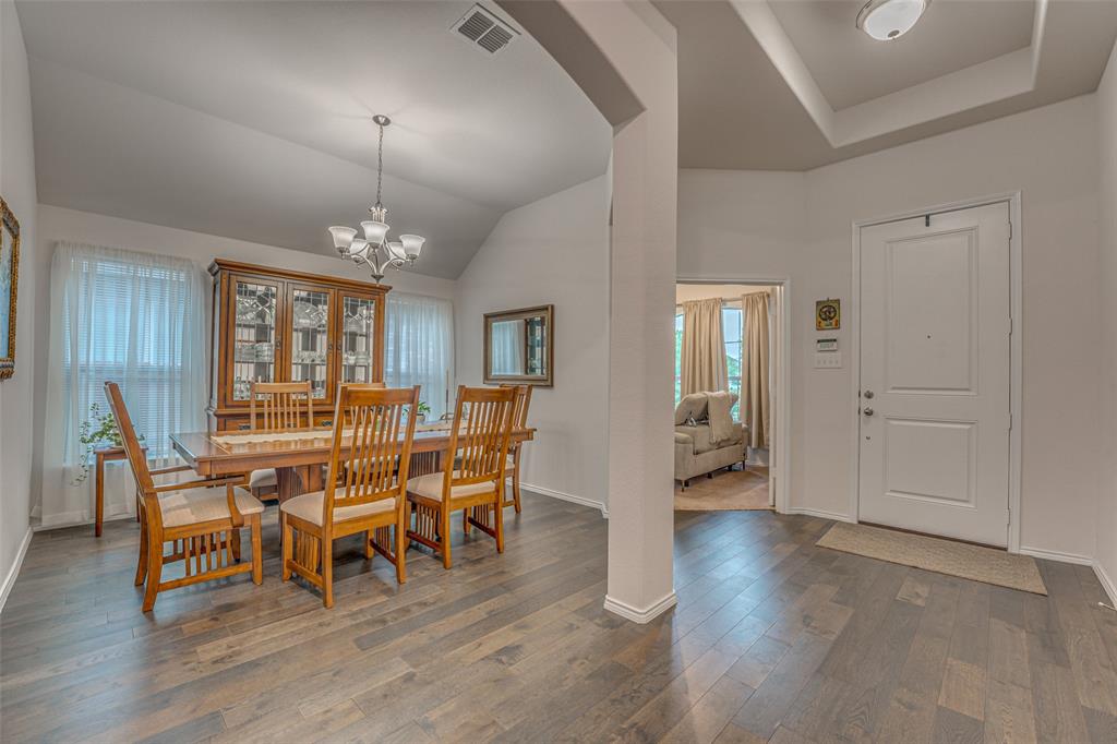 2036 Abbey Road Property Photo 7