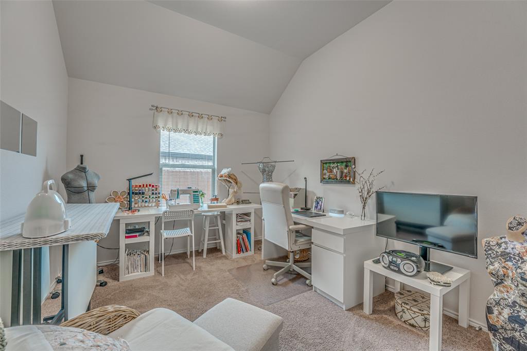2036 Abbey Road Property Photo 12