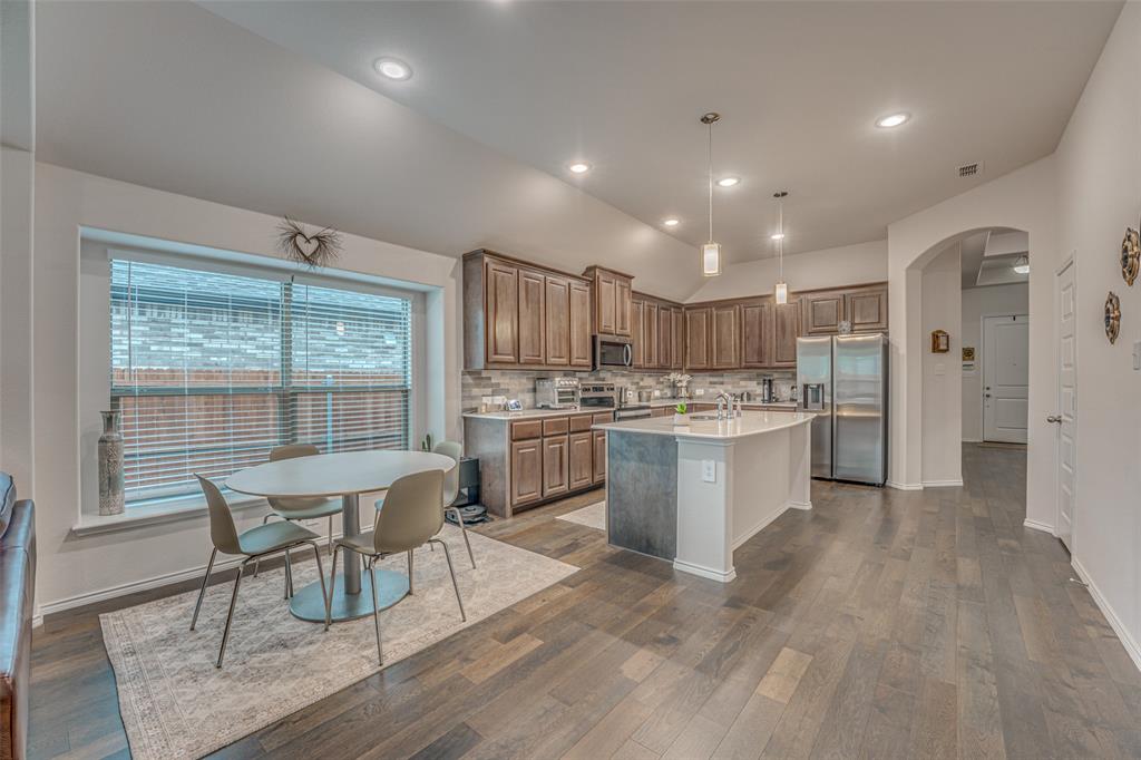 2036 Abbey Road Property Photo 24