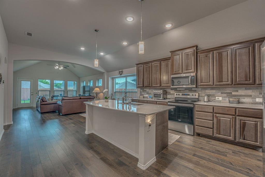 2036 Abbey Road Property Photo 27