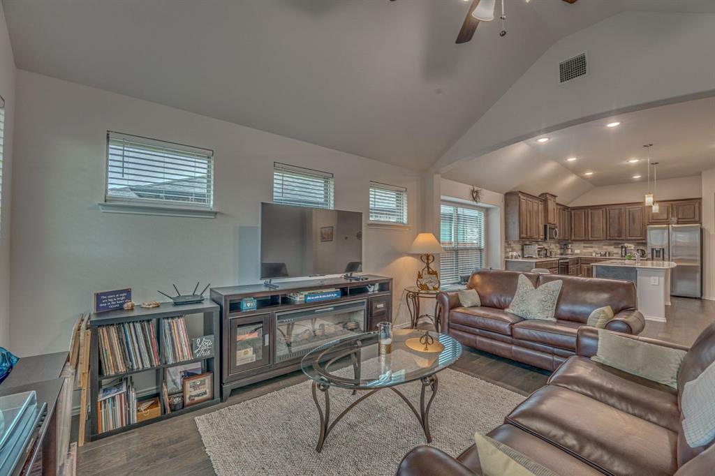 2036 Abbey Road Property Photo 28