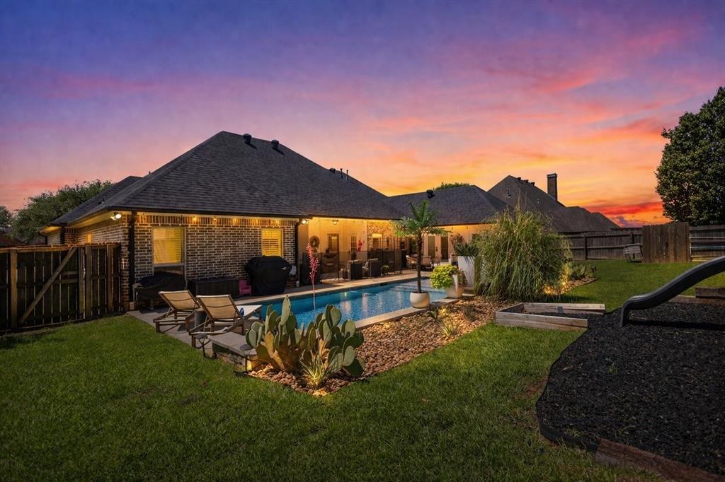 11176 Fox Trail Property Photo 2