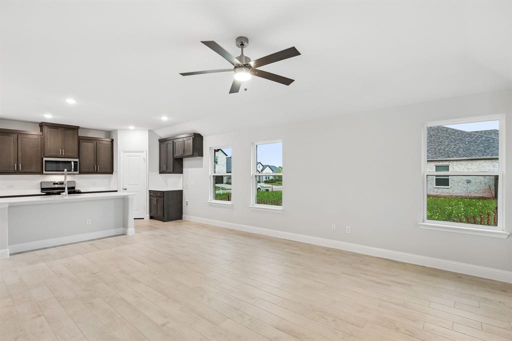 3002 Italia Terrace Property Photo 7