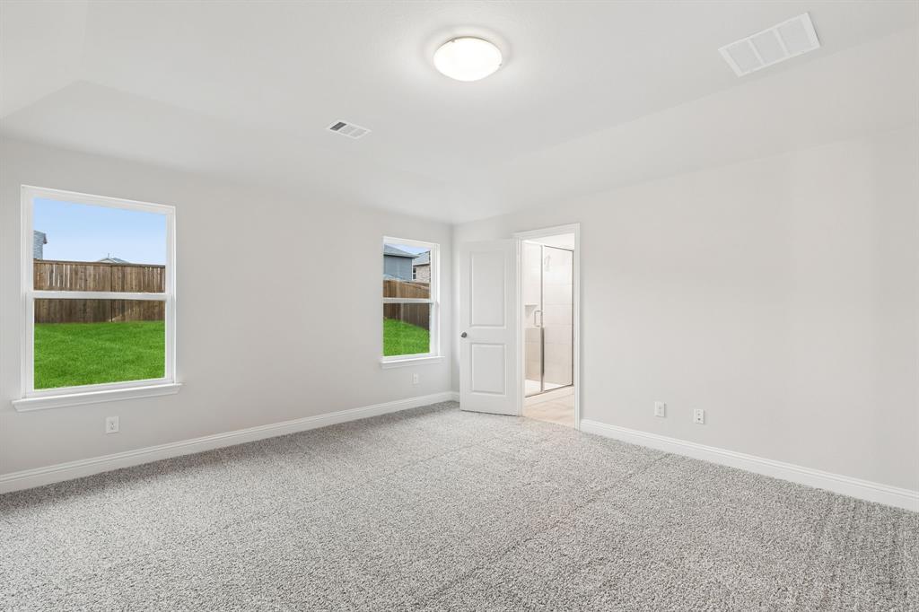 3002 Italia Terrace Property Photo 11