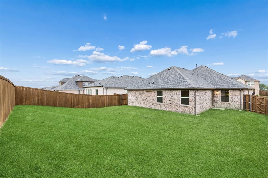 3002 Italia Terrace Property Photo 19
