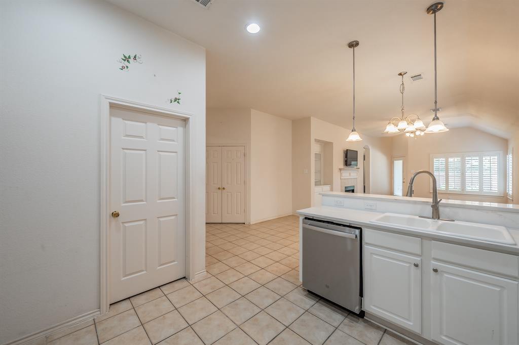 4504 Chris Drive Property Photo 13