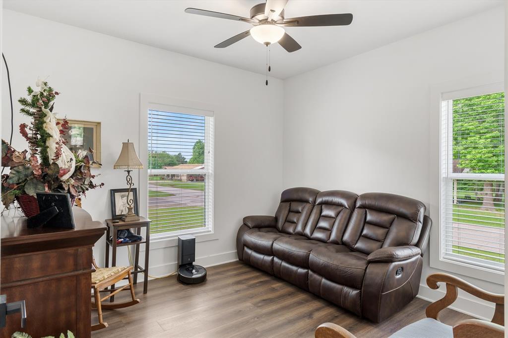 1024 Monte Carlo Property Photo 11