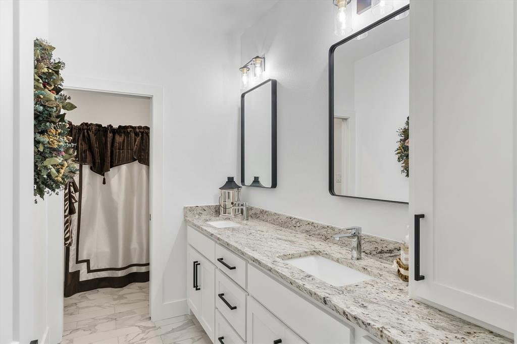 1024 Monte Carlo Property Photo 13
