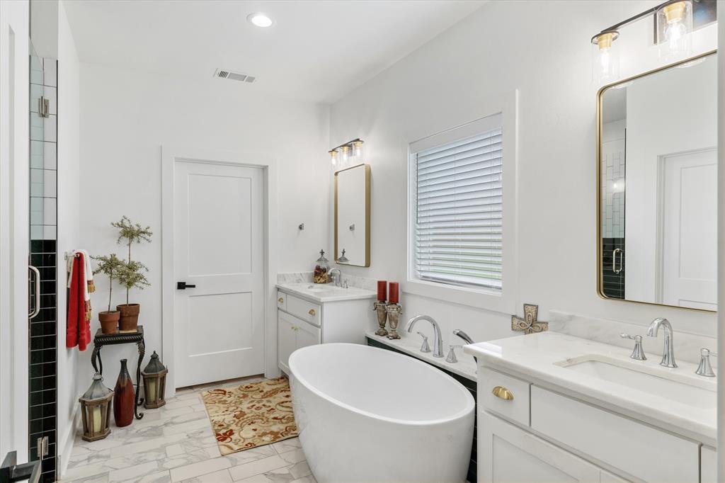 1024 Monte Carlo Property Photo 24