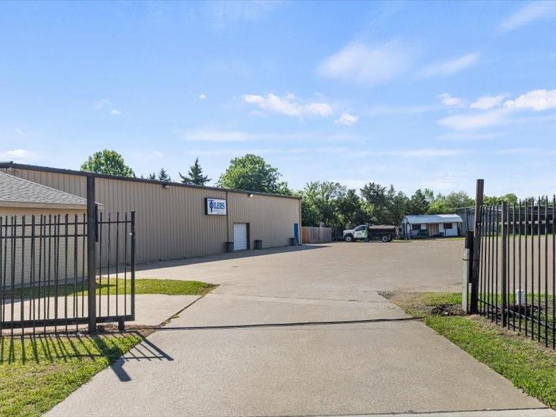 505 County Line Road Property Photo 1