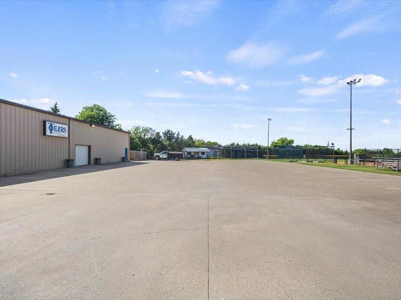505 County Line Road Property Photo 3