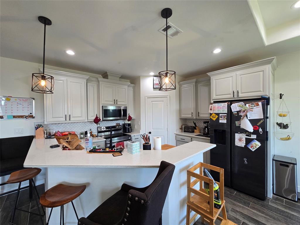 109 Baker Street Property Photo 9