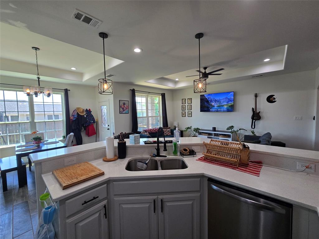 109 Baker Street Property Photo 10