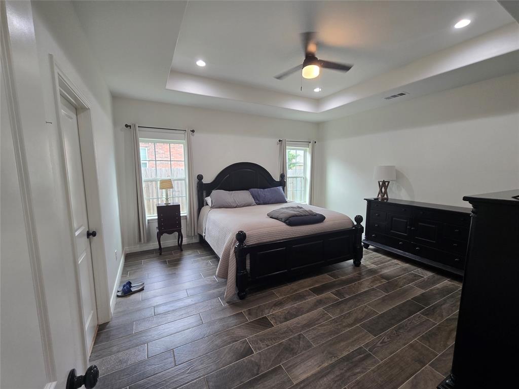 109 Baker Street Property Photo 11