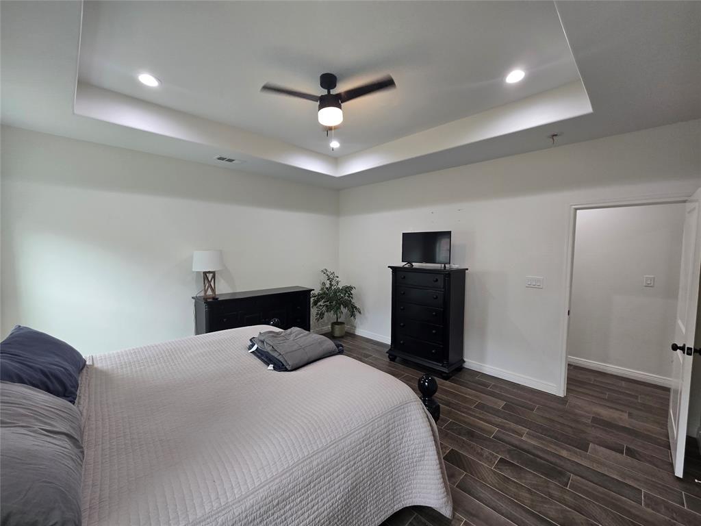 109 Baker Street Property Photo 12