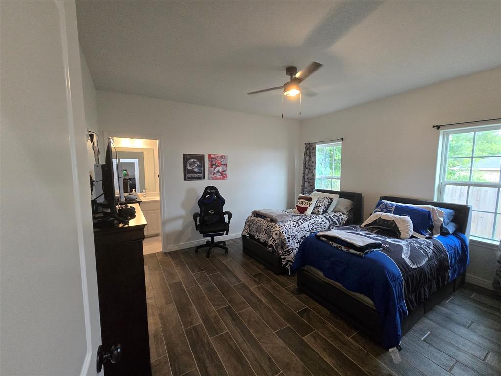109 Baker Street Property Photo 14