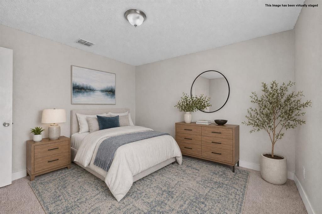 124 Sandlewood Drive Property Photo 8