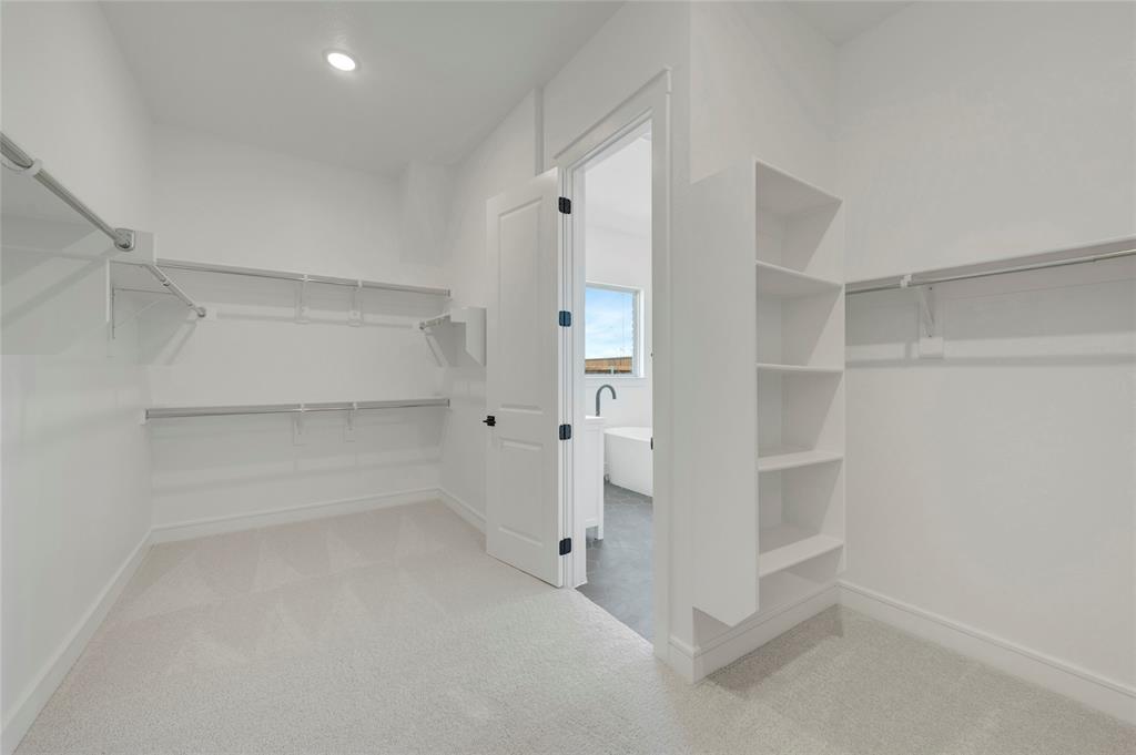 2611 Waverly Drive Property Photo 7