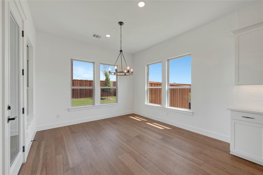 2611 Waverly Drive Property Photo 21