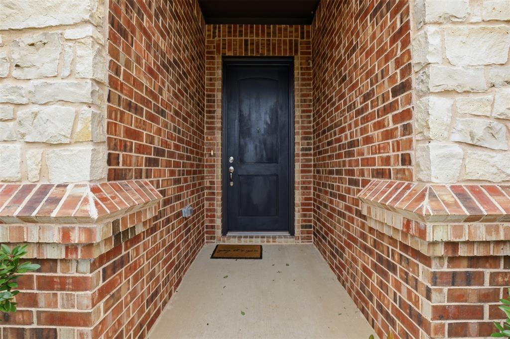 908 Misty Lane Property Photo 6