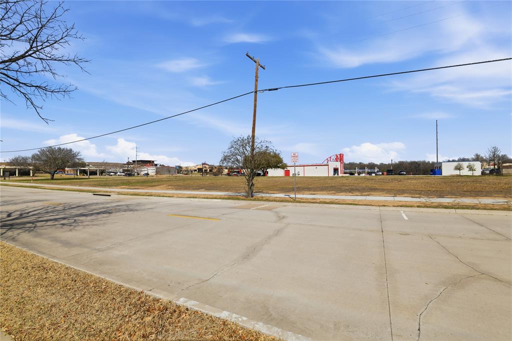 4109 Industrial Street Property Photo 10
