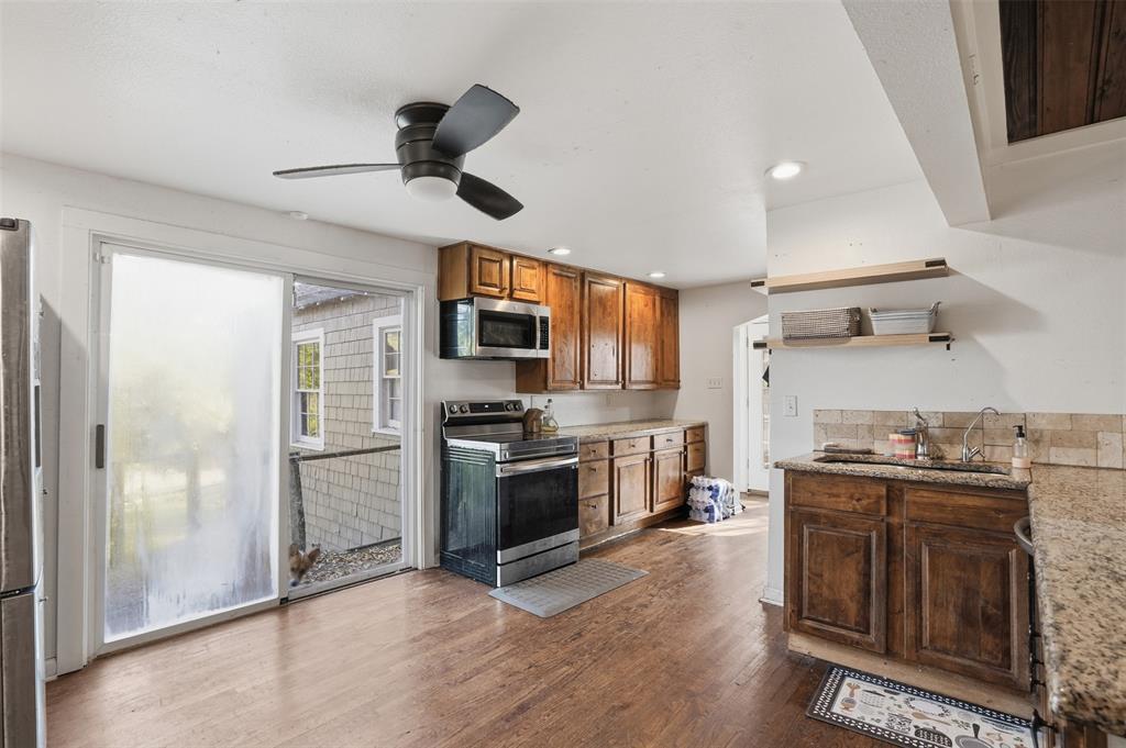 7024 Edgemere Place Property Photo 8