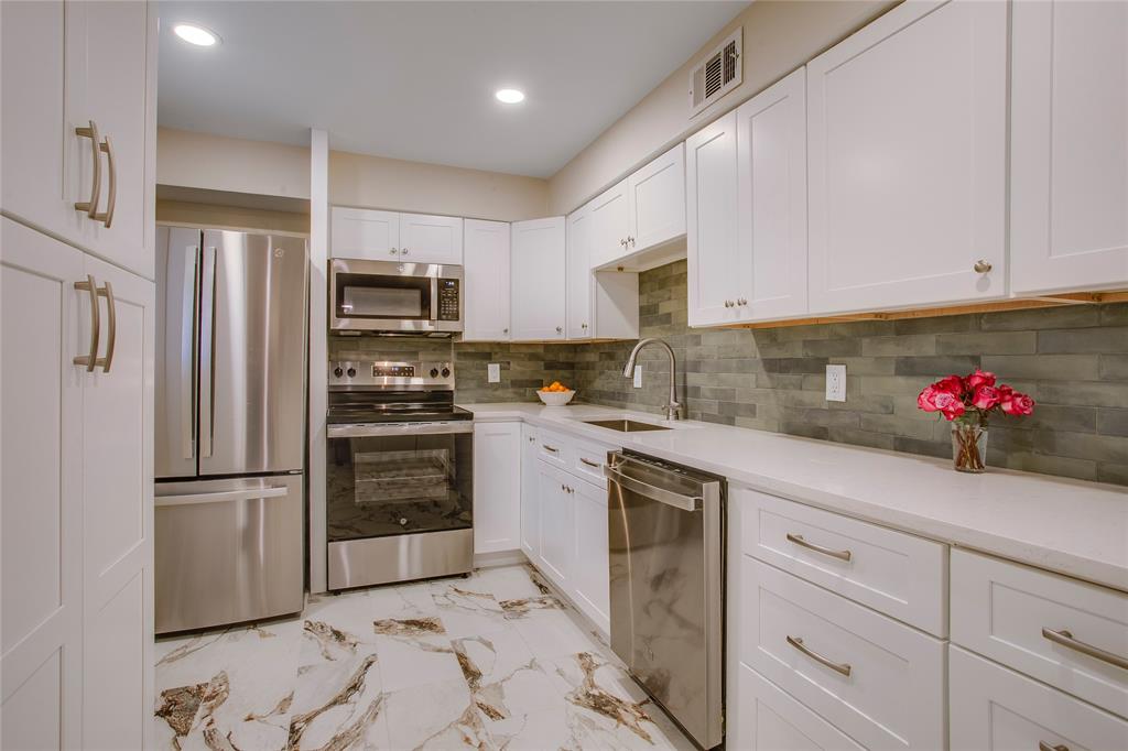 7777 Royal Lane Property Photo 3