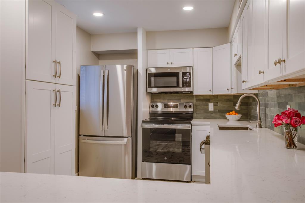 7777 Royal Lane Property Photo 4