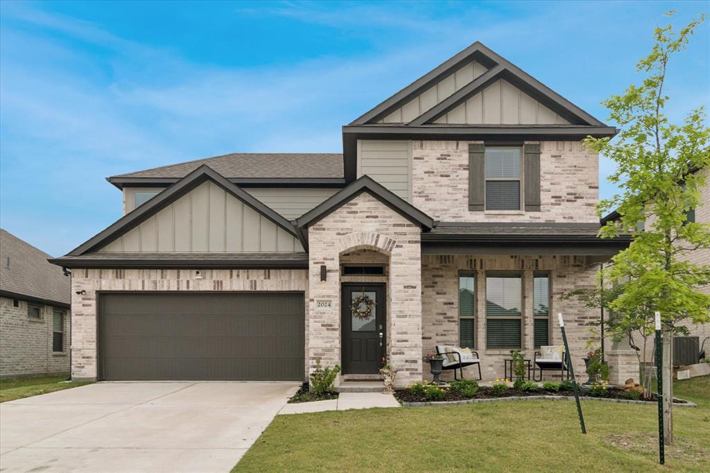2024 Dovedale Drive Property Photo 1